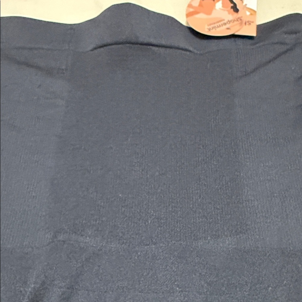 Shapermint All Day Every Day High Waisted Shapewear Shorts, Size M/L. NWT - Picture 4 of 11